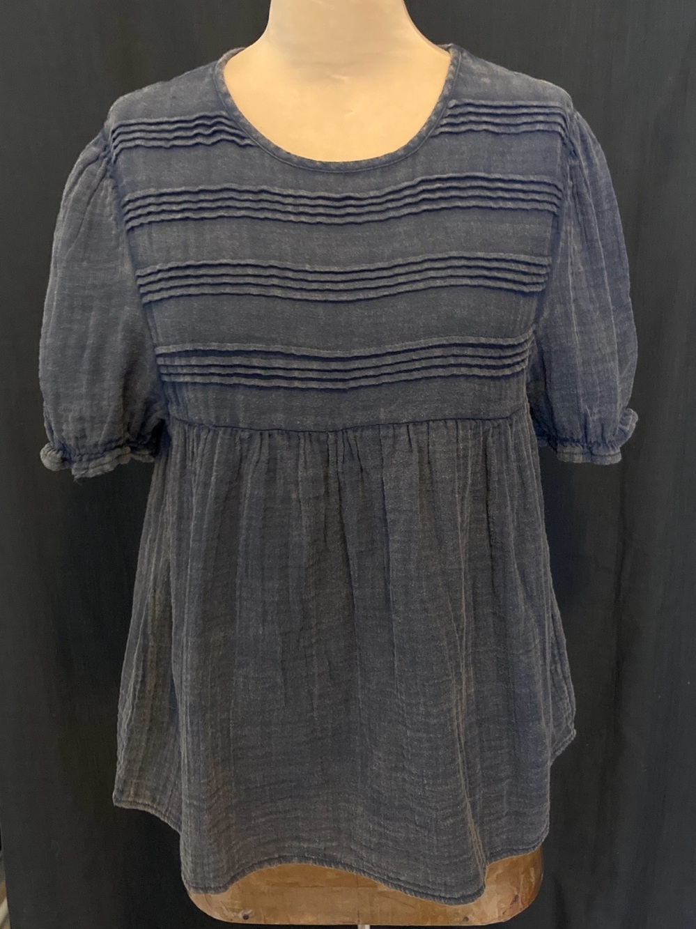 Simply Southern Pintuck Babydoll Tunic in Soft Navy